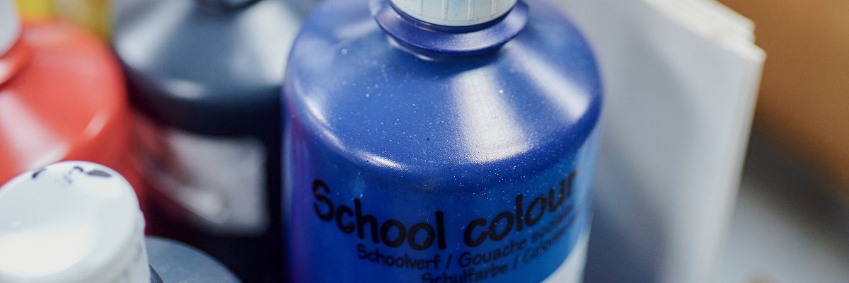 School paint - Royal Talens