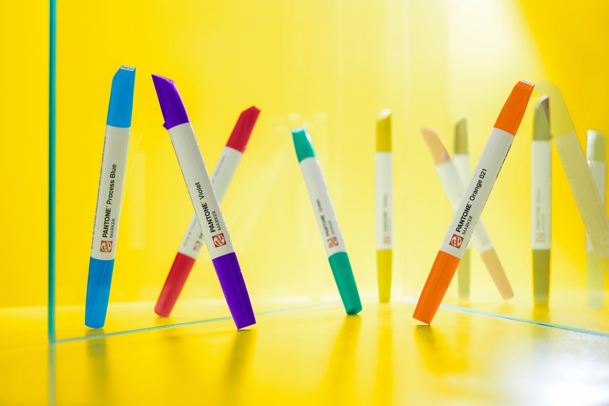 Talens | Pantone marker sets - Royal Talens