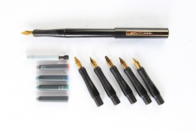 Bruynzeel Calligraphy set |14 pieces