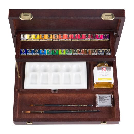 Rembrandt Watercolour wooden box set Professional | 28 pans + accessories