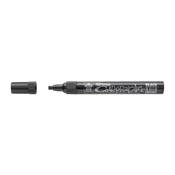 Sakura Pen - Touch Calligrapher Medium